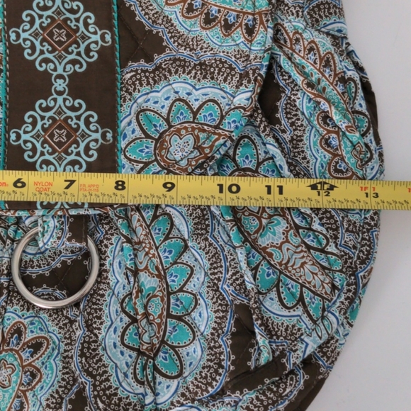 NWOT. Larger Quilted Shoulder Handbag - Picture 6 of 8